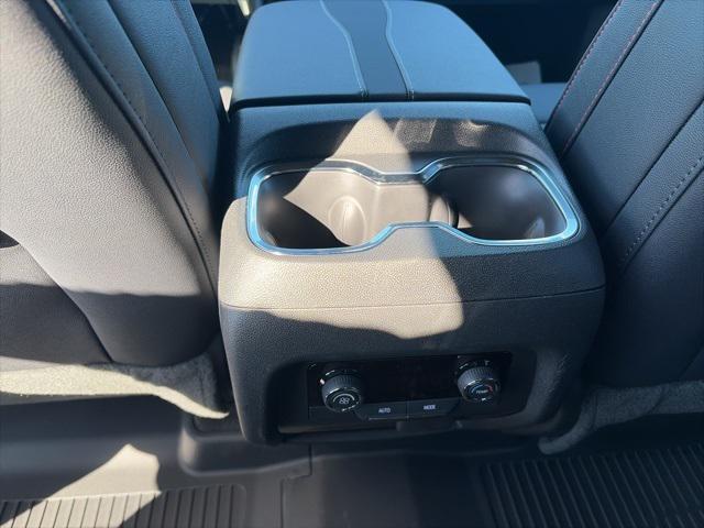 new 2026 Chevrolet Traverse car, priced at $56,277