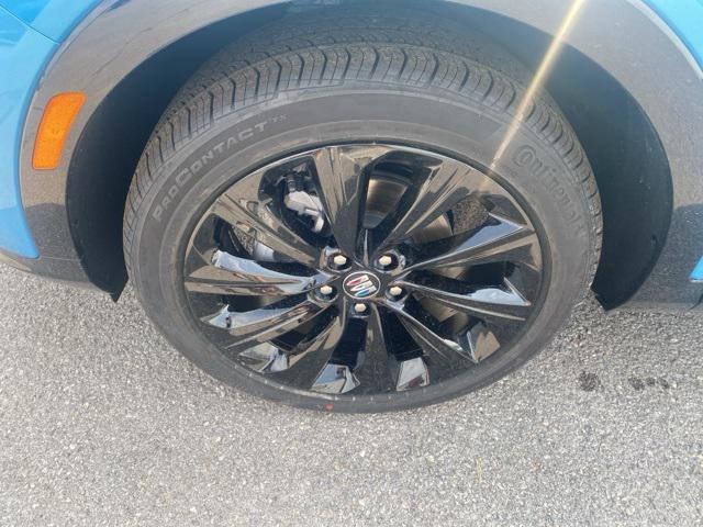 new 2025 Buick Envista car, priced at $29,607