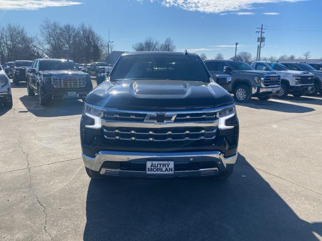 new 2025 Chevrolet Silverado 1500 car, priced at $61,628