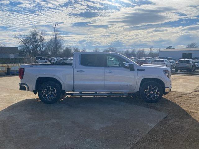 new 2025 GMC Sierra 1500 car, priced at $60,985