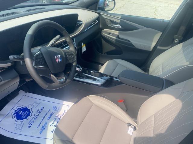 new 2025 Buick Envista car, priced at $30,334