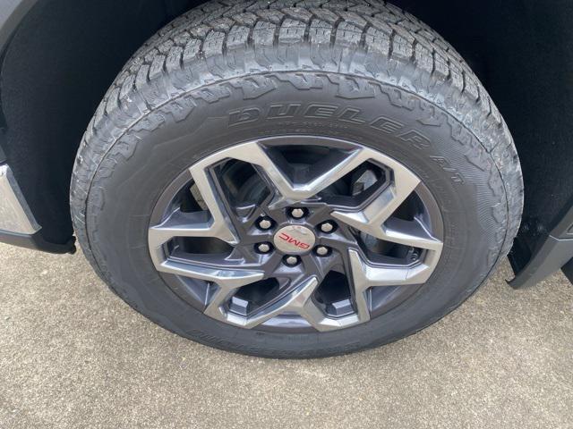 new 2025 GMC Sierra 1500 car, priced at $59,276