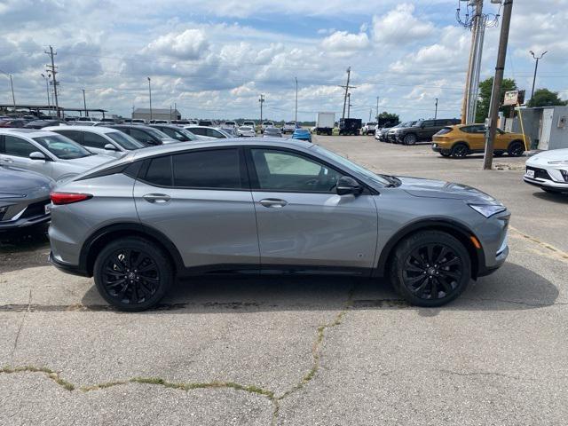 new 2025 Buick Envista car, priced at $29,566