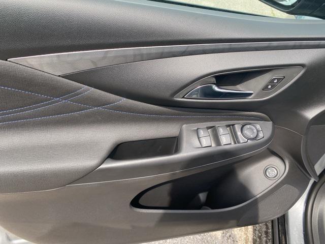 new 2025 Buick Envista car, priced at $29,566