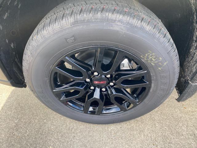 new 2026 GMC Sierra 1500 car, priced at $44,255