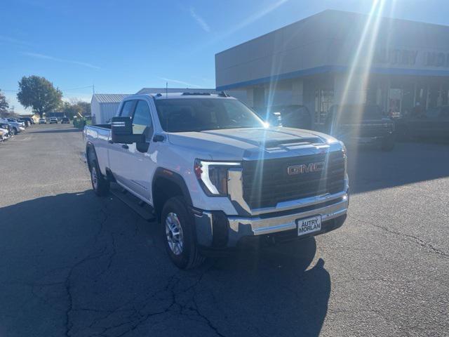 new 2025 GMC Sierra 2500 car, priced at $51,612