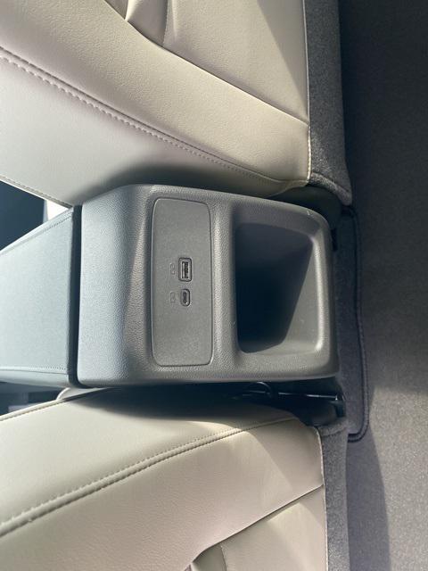 new 2025 Buick Envista car, priced at $30,334