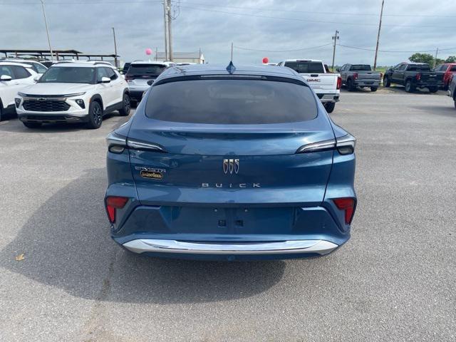 new 2025 Buick Envista car, priced at $30,334