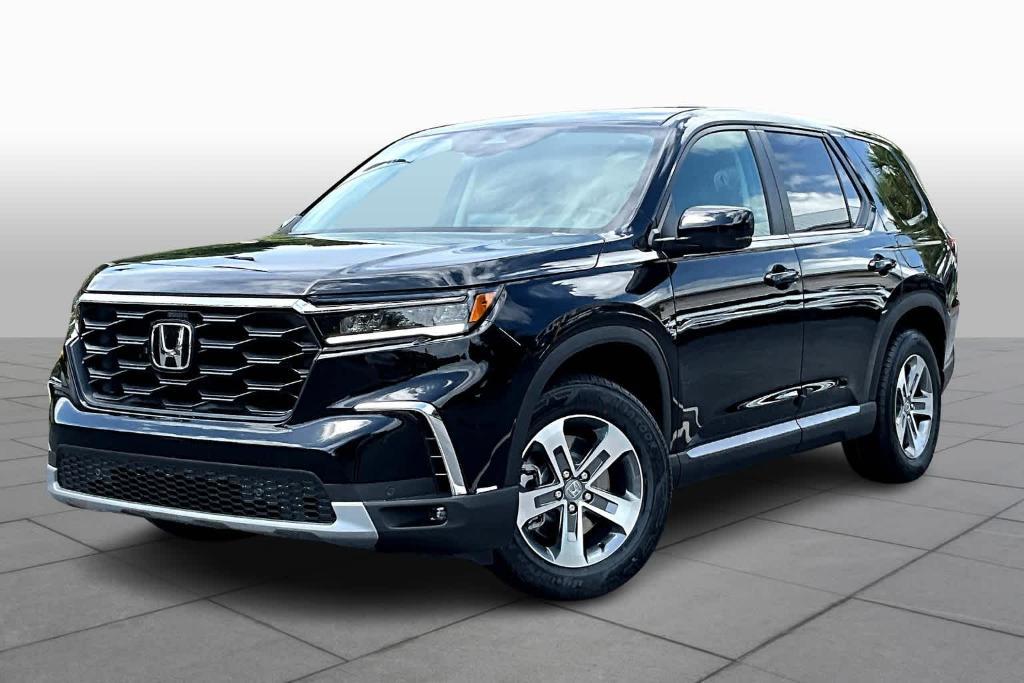 new 2025 Honda Pilot car, priced at $44,595