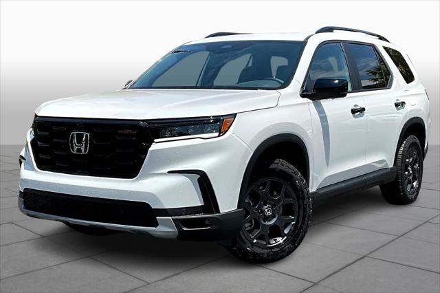 new 2025 Honda Pilot car, priced at $51,250