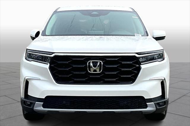 new 2025 Honda Pilot car, priced at $47,450