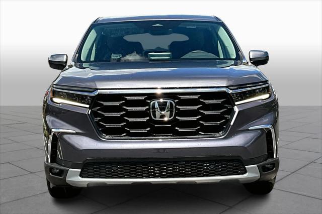 new 2025 Honda Pilot car, priced at $44,895