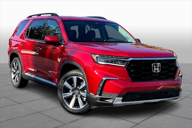 new 2025 Honda Pilot car, priced at $54,930