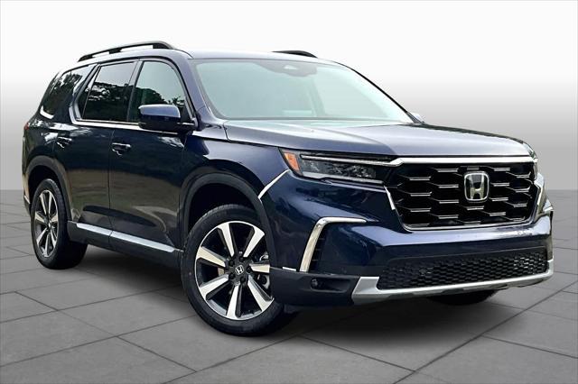 new 2025 Honda Pilot car, priced at $48,895