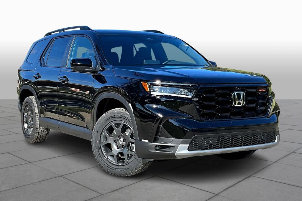 new 2025 Honda Pilot car, priced at $50,795