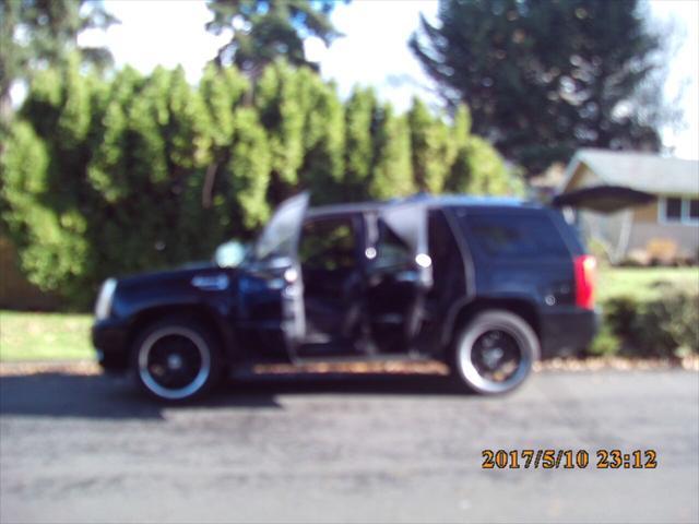 used 2008 Cadillac Escalade car, priced at $5,995