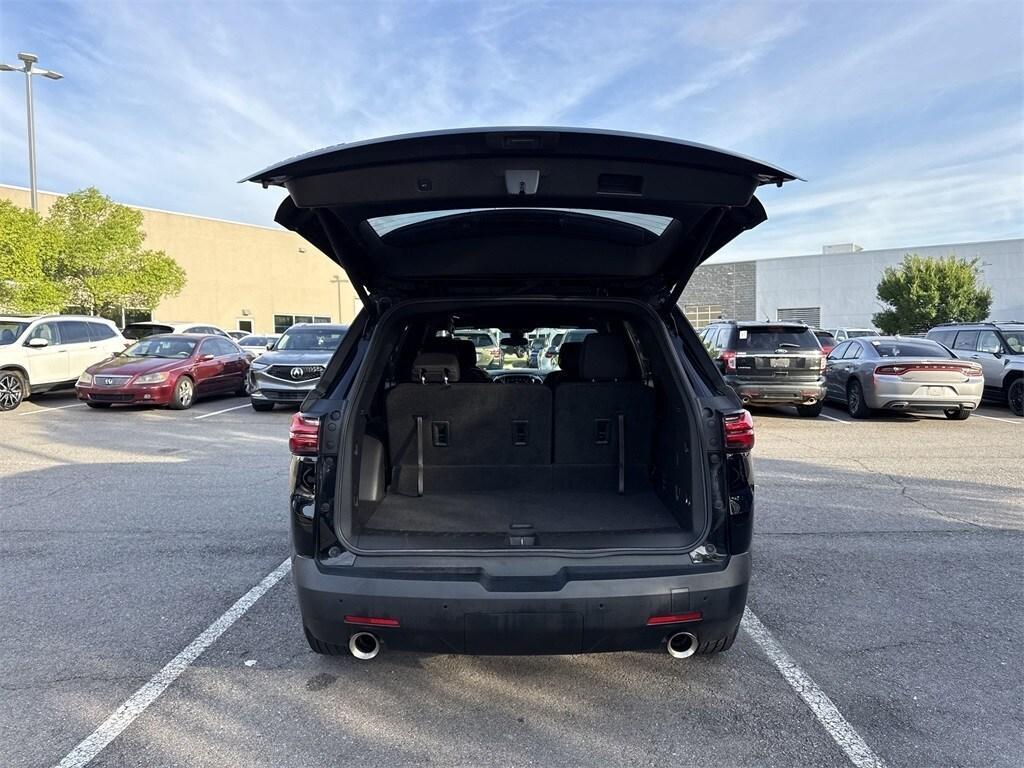 used 2022 Chevrolet Traverse car, priced at $18,750