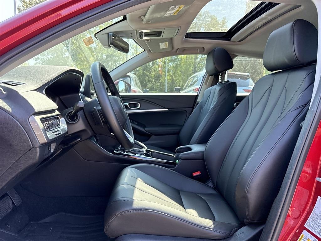 used 2025 Acura Integra car, priced at $33,500