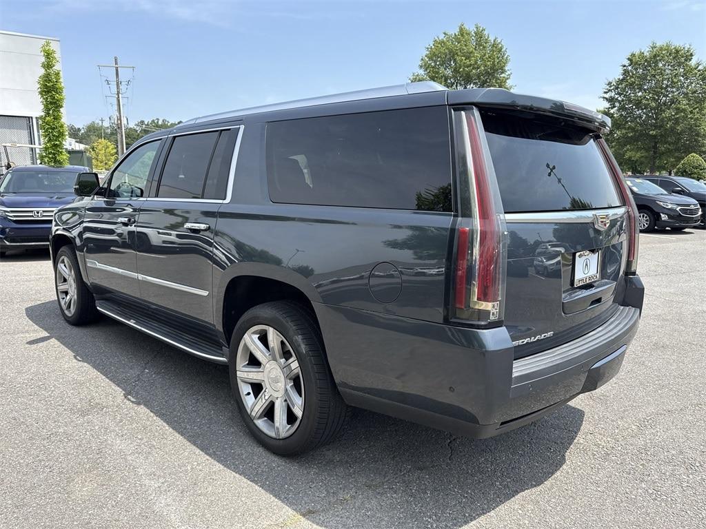 used 2020 Cadillac Escalade ESV car, priced at $35,000