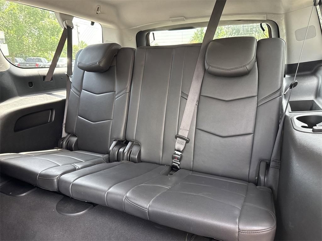 used 2020 Cadillac Escalade ESV car, priced at $35,000