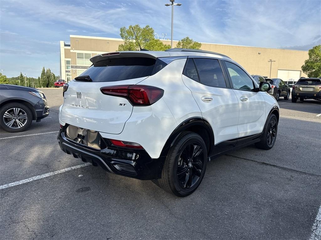 used 2024 Buick Encore GX car, priced at $20,000