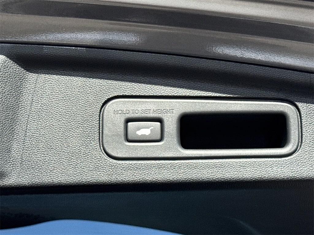 new 2026 Acura MDX car, priced at $61,350