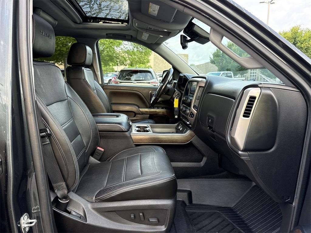 used 2018 GMC Sierra 1500 car, priced at $33,000