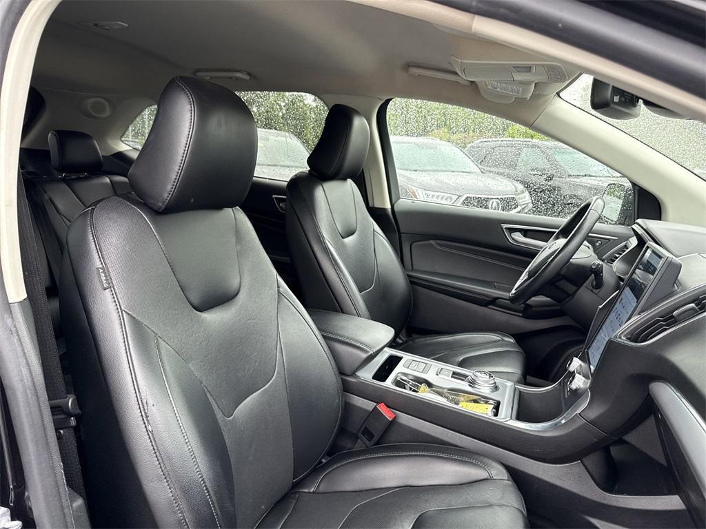 used 2022 Ford Edge car, priced at $22,000