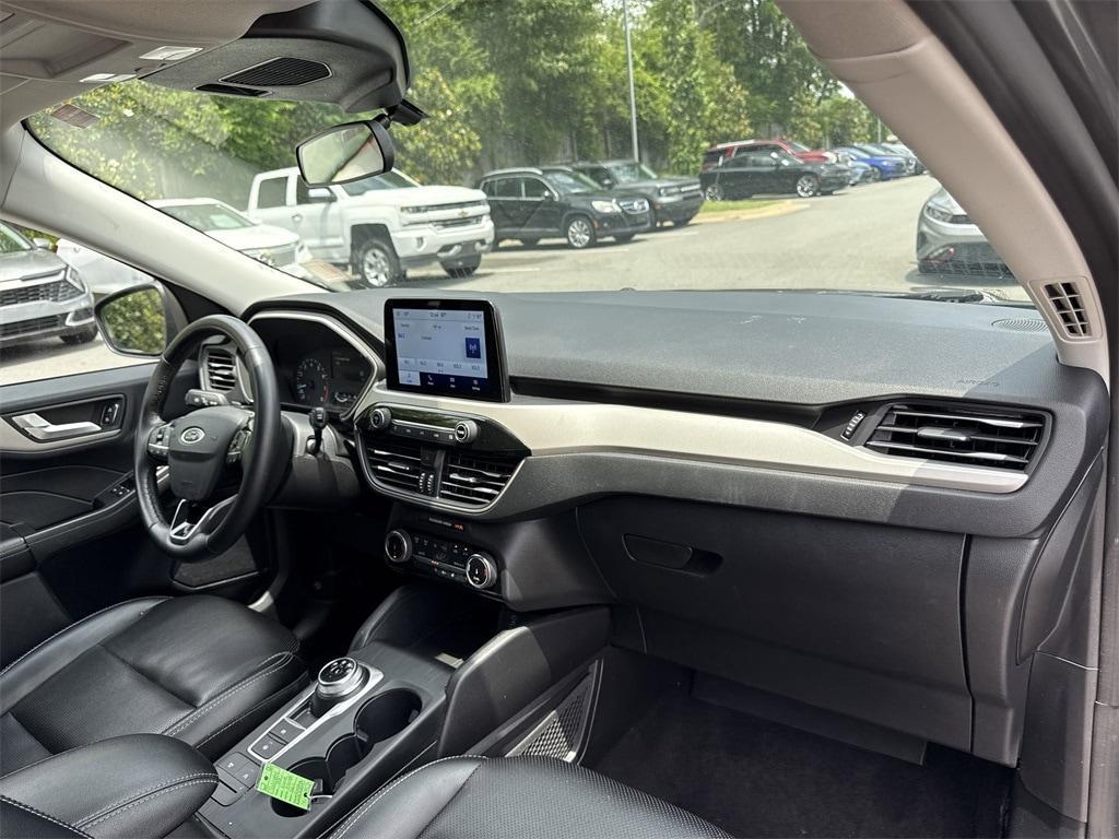 used 2022 Ford Escape car, priced at $19,150