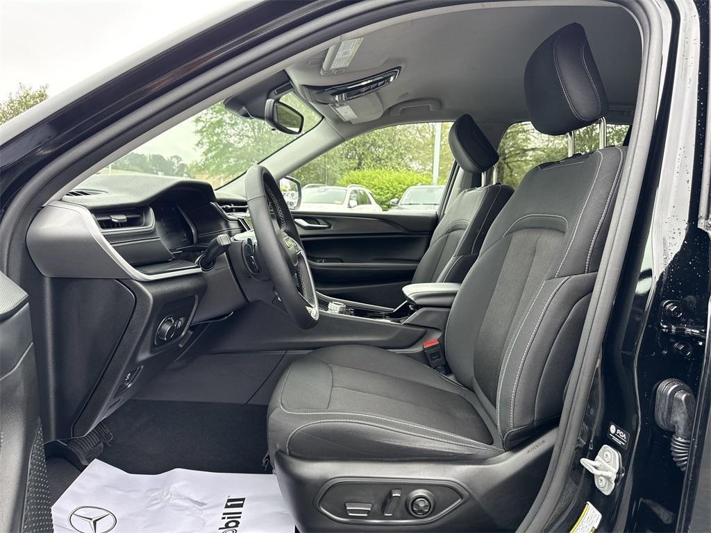 used 2023 Jeep Grand Cherokee car, priced at $20,850