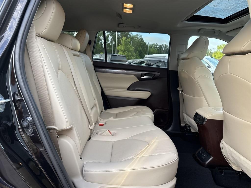 used 2020 Toyota Highlander car, priced at $27,000