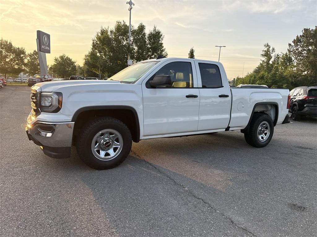 used 2017 GMC Sierra 1500 car, priced at $17,250