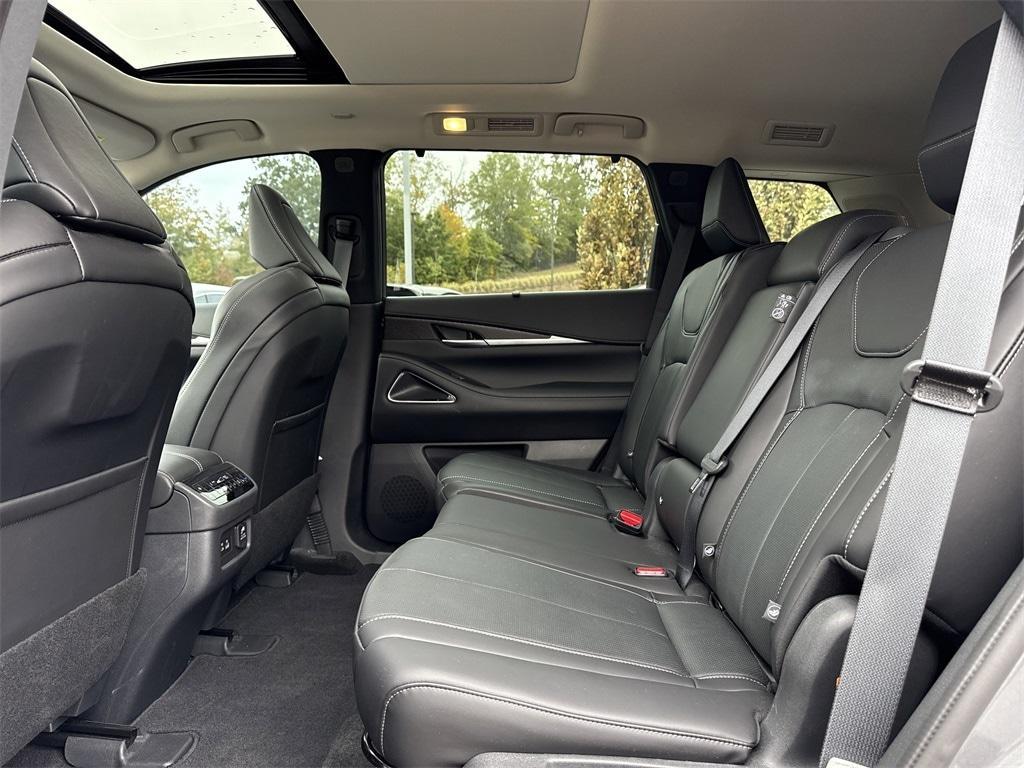 used 2025 INFINITI QX60 car, priced at $47,500