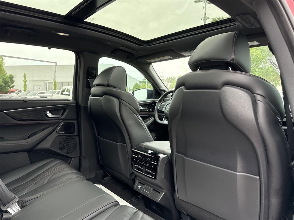 new 2025 Acura MDX car, priced at $77,200