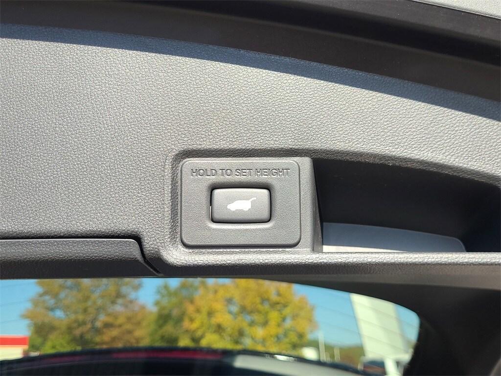 new 2026 Acura RDX car, priced at $54,800