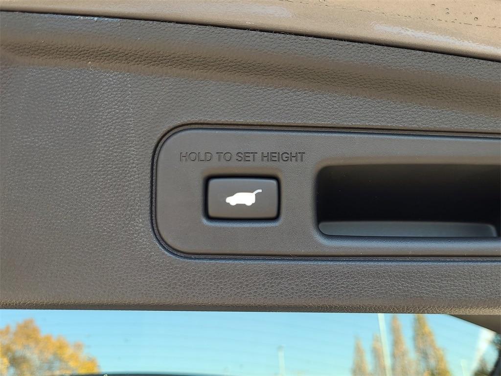 new 2026 Acura MDX car, priced at $61,350