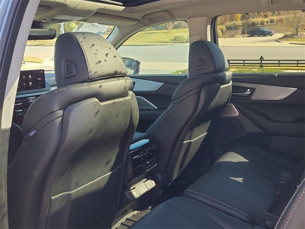 new 2026 Acura MDX car, priced at $61,350
