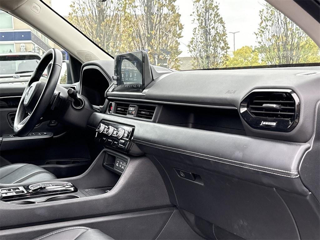 used 2023 Honda Pilot car, priced at $34,900