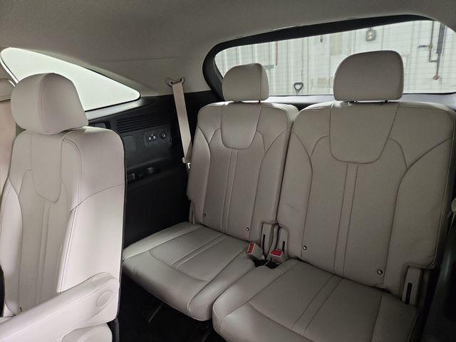 used 2023 Kia Sorento Hybrid car, priced at $34,515