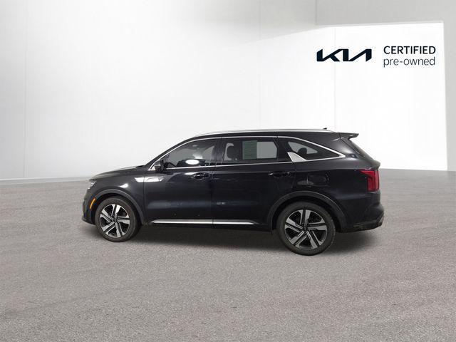 used 2022 Kia Sorento Plug-In Hybrid car, priced at $30,381