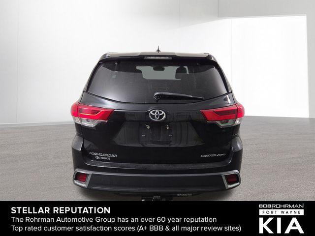 used 2018 Toyota Highlander car, priced at $25,397