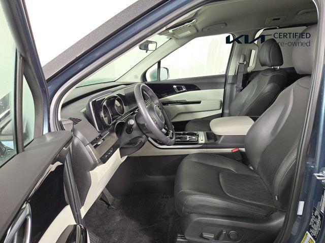 used 2024 Kia Carnival car, priced at $35,500