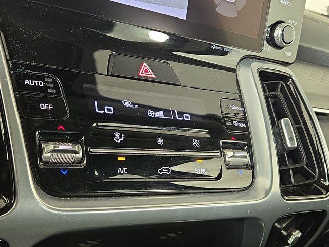 used 2022 Kia Sorento car, priced at $32,334