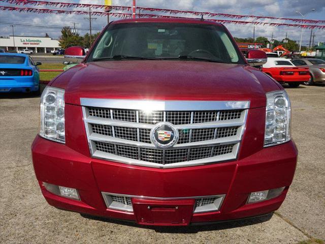 used 2013 Cadillac Escalade car, priced at $18,990