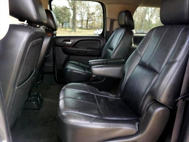 used 2014 Chevrolet Suburban car