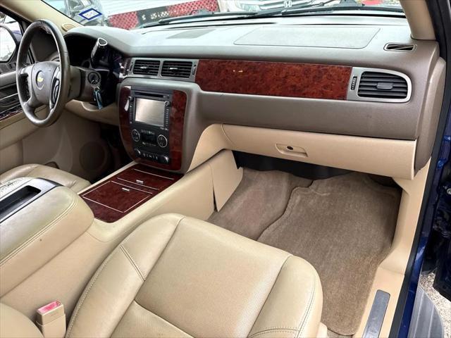 used 2013 Chevrolet Avalanche car