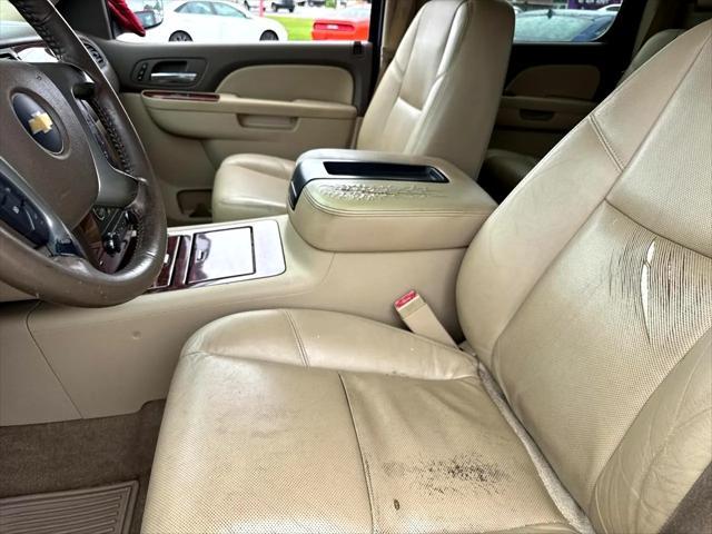 used 2013 Chevrolet Avalanche car