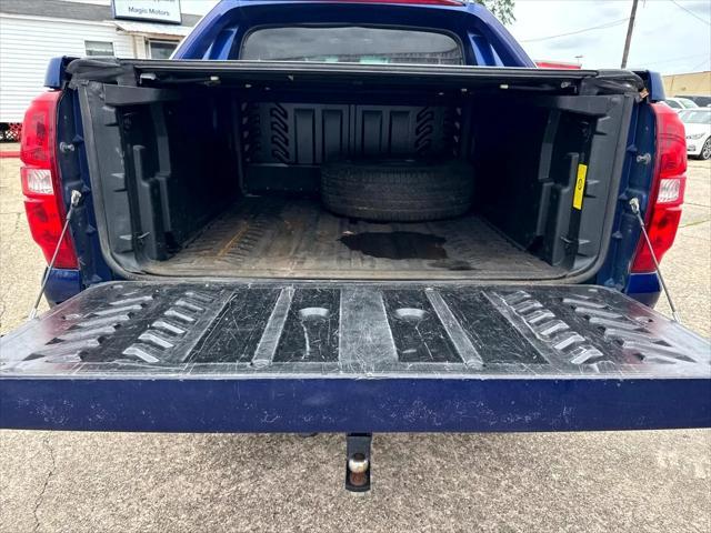used 2013 Chevrolet Avalanche car