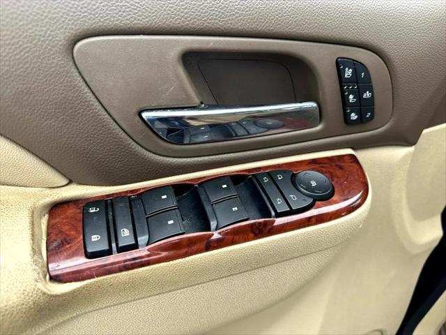 used 2013 Chevrolet Avalanche car