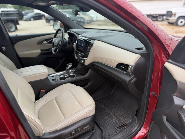 used 2023 Chevrolet Traverse car